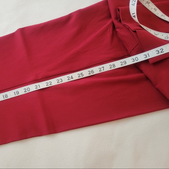 skinny red pull-on stretch tailored pant, like-new - Picture 6 of 7